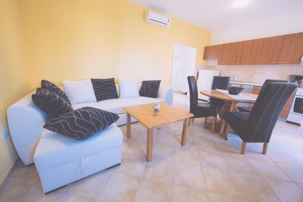Apartments Meri Liznjan Phòng bức ảnh