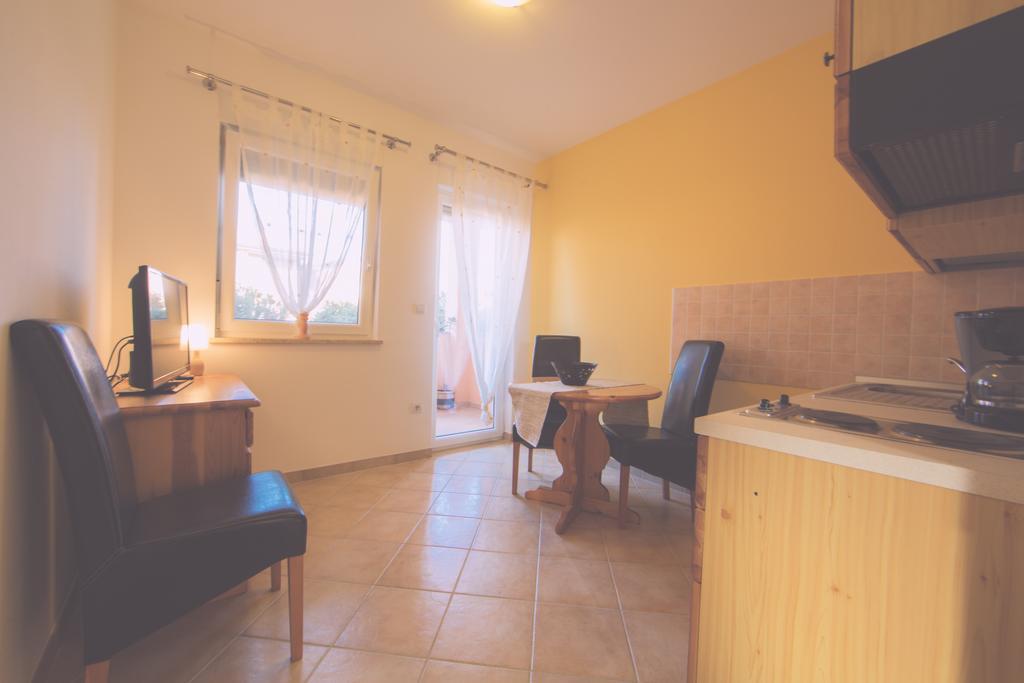 Apartments Meri Liznjan Phòng bức ảnh
