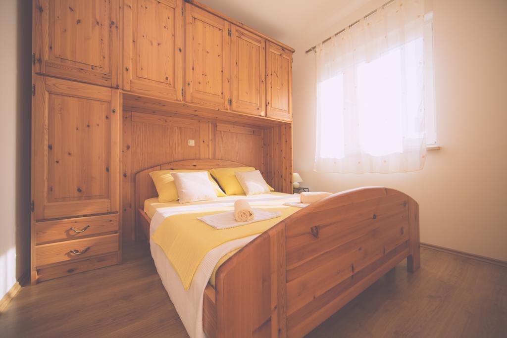 Apartments Meri Liznjan Phòng bức ảnh