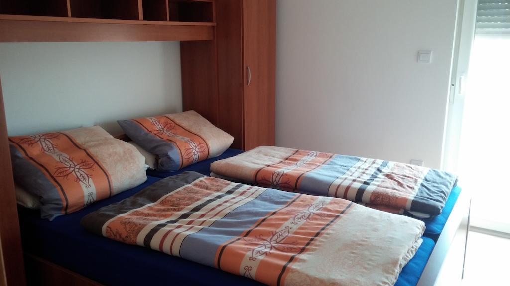 Apartments Meri Liznjan Phòng bức ảnh